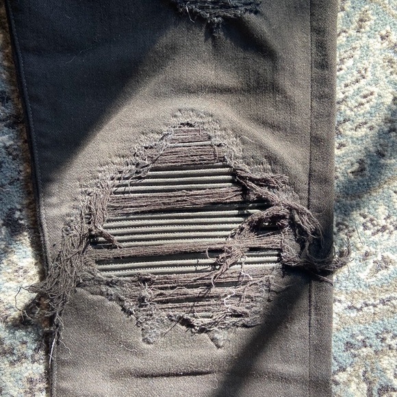 Amiri jeans 100% authentic - Picture 3 of 7